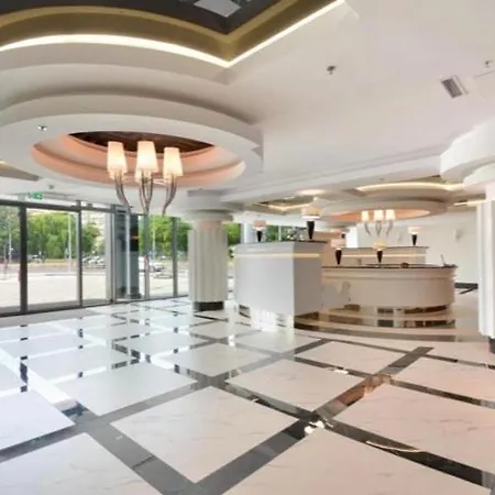 Hanza Tower White Sky 16 To 26th Floor Pool &