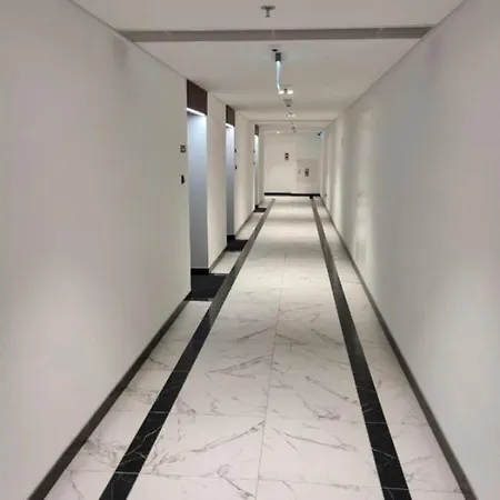 アパート Hanza Tower White Sky 16 To 26th Floor Pool & シュチェチン